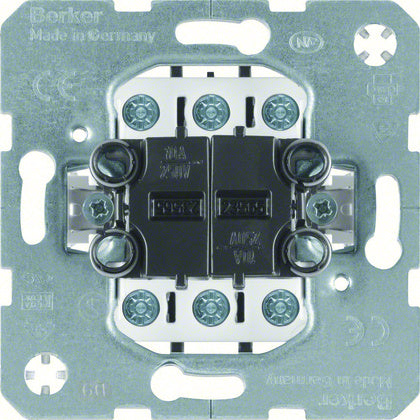 Tryckknapp dubbeltrapp 10A (Rexel)