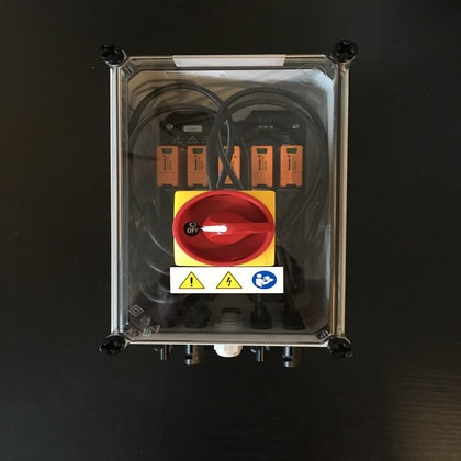 Låda 2MPPT, 2In/1Ou per MPPT (Rexel)